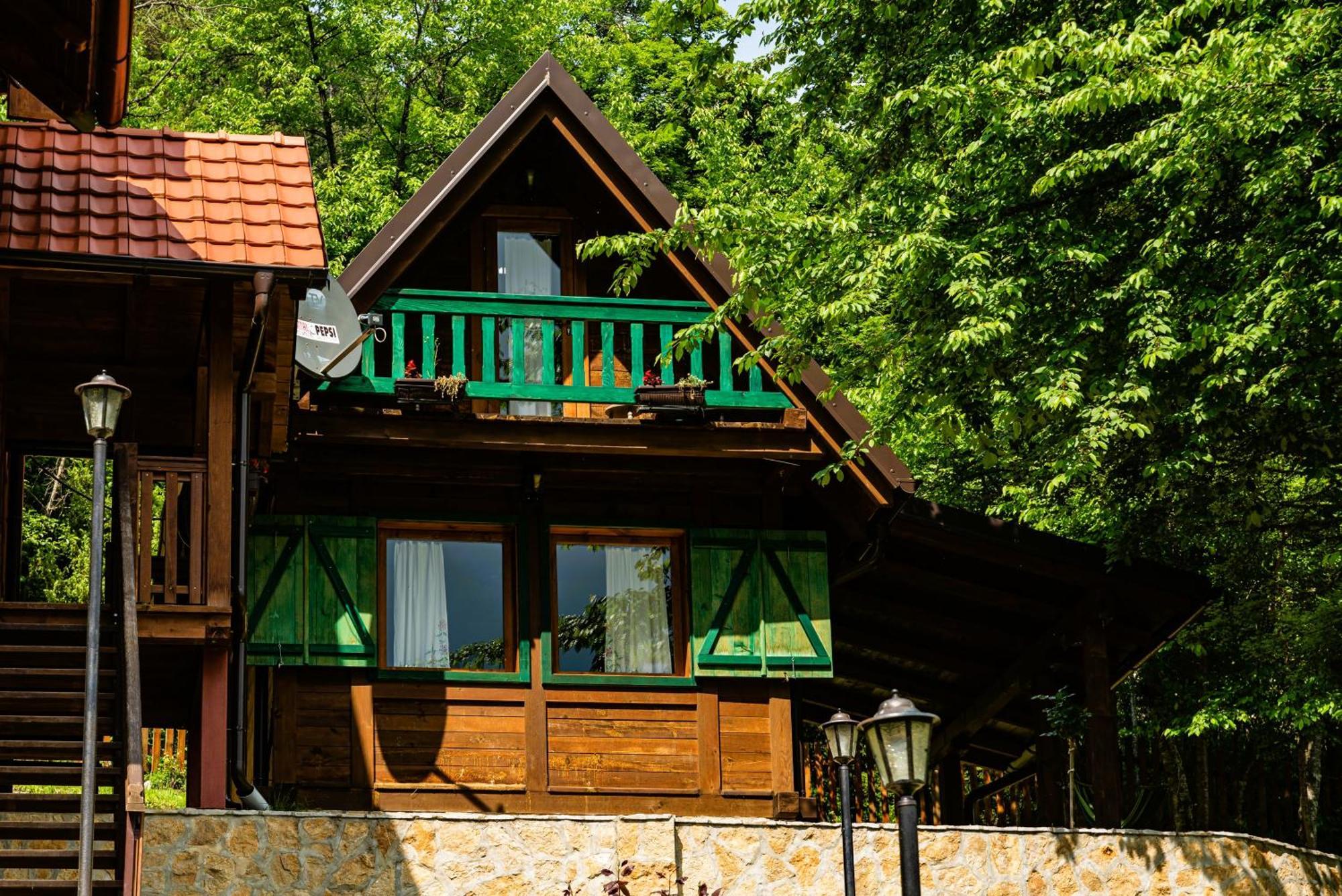 Drvene Kuce Suska - Wooden Houses Suska Zaovine ภายนอก รูปภาพ