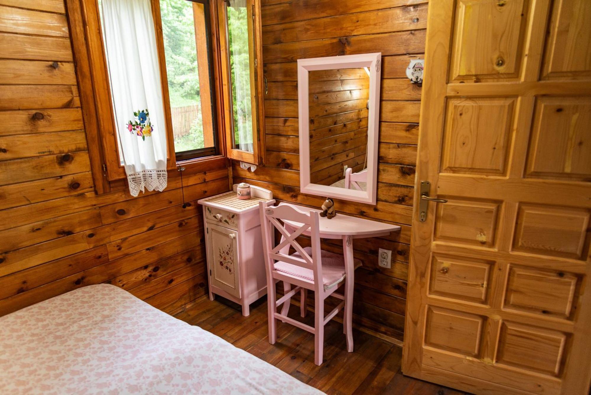Drvene Kuce Suska - Wooden Houses Suska Zaovine ภายนอก รูปภาพ